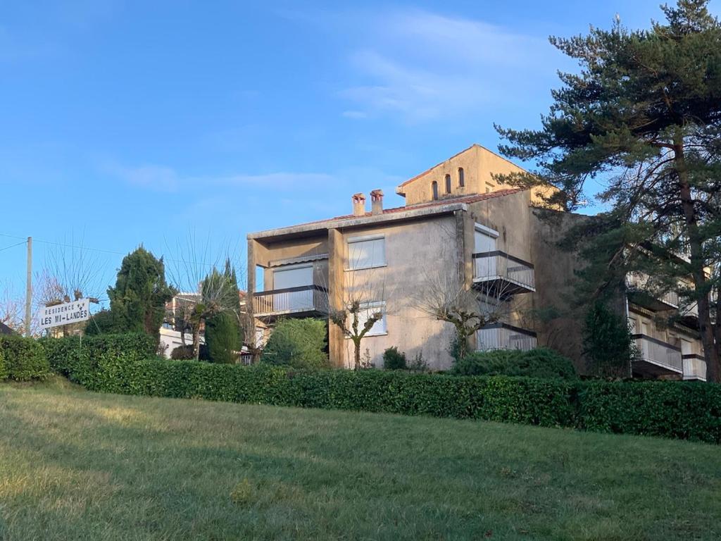 Résidence Les Milandes Cazaubon Exterior foto